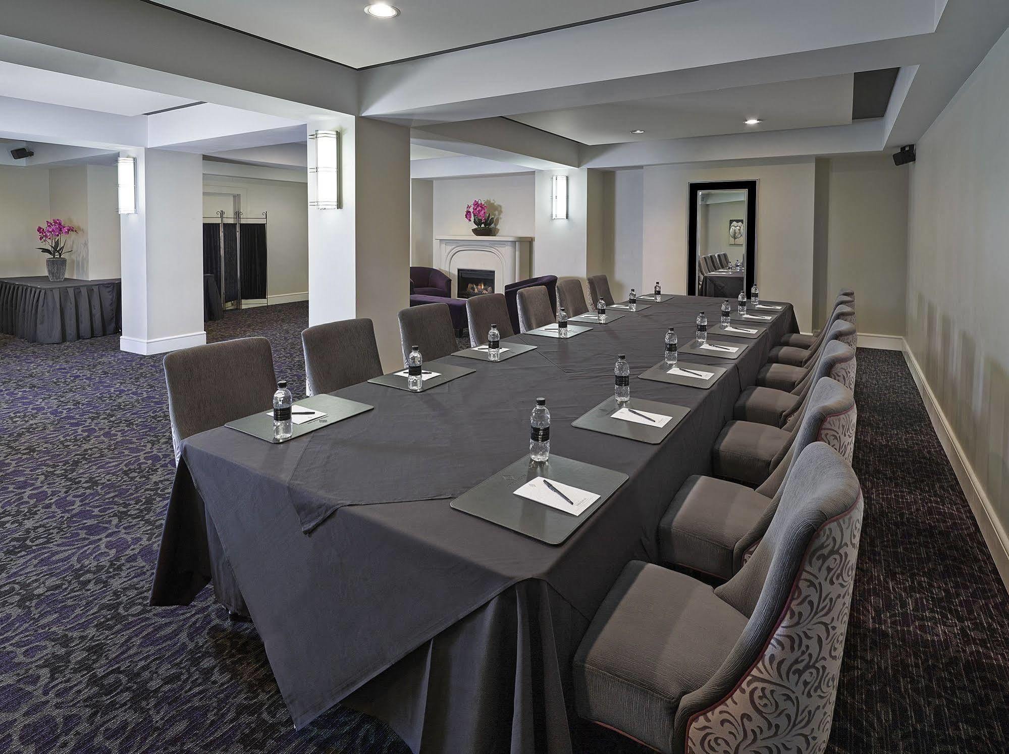 Union Bank Inn Edmonton Eksteriør bilde
